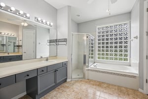 Biscayne Dr-S2508-028.jpg