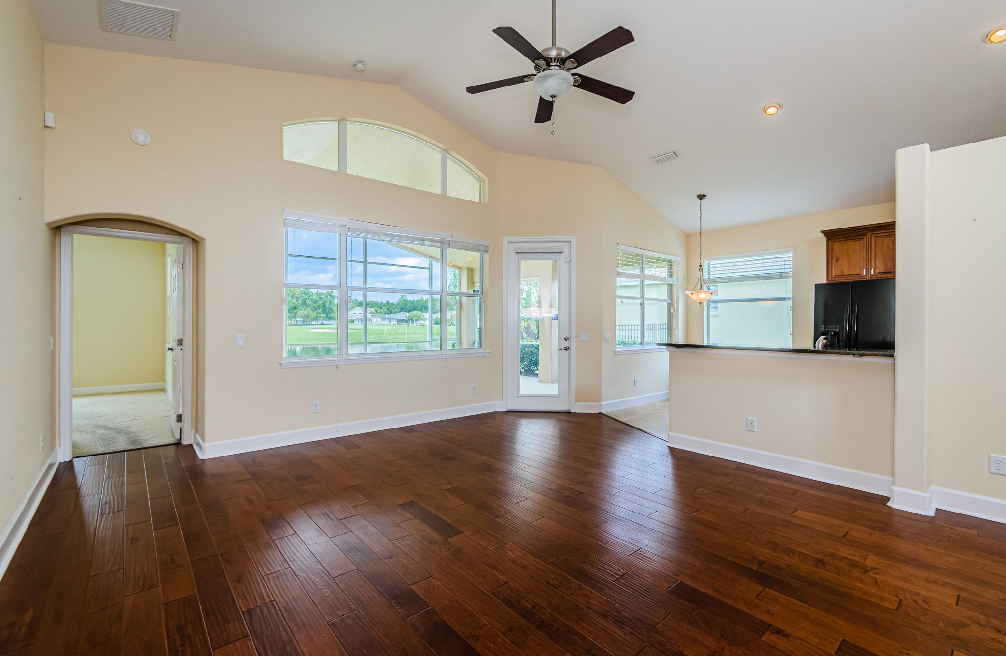 Living Room 1C