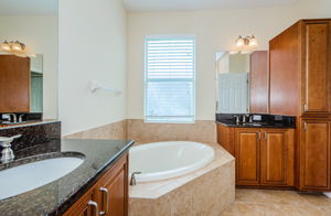 Primary Bathroom 1C