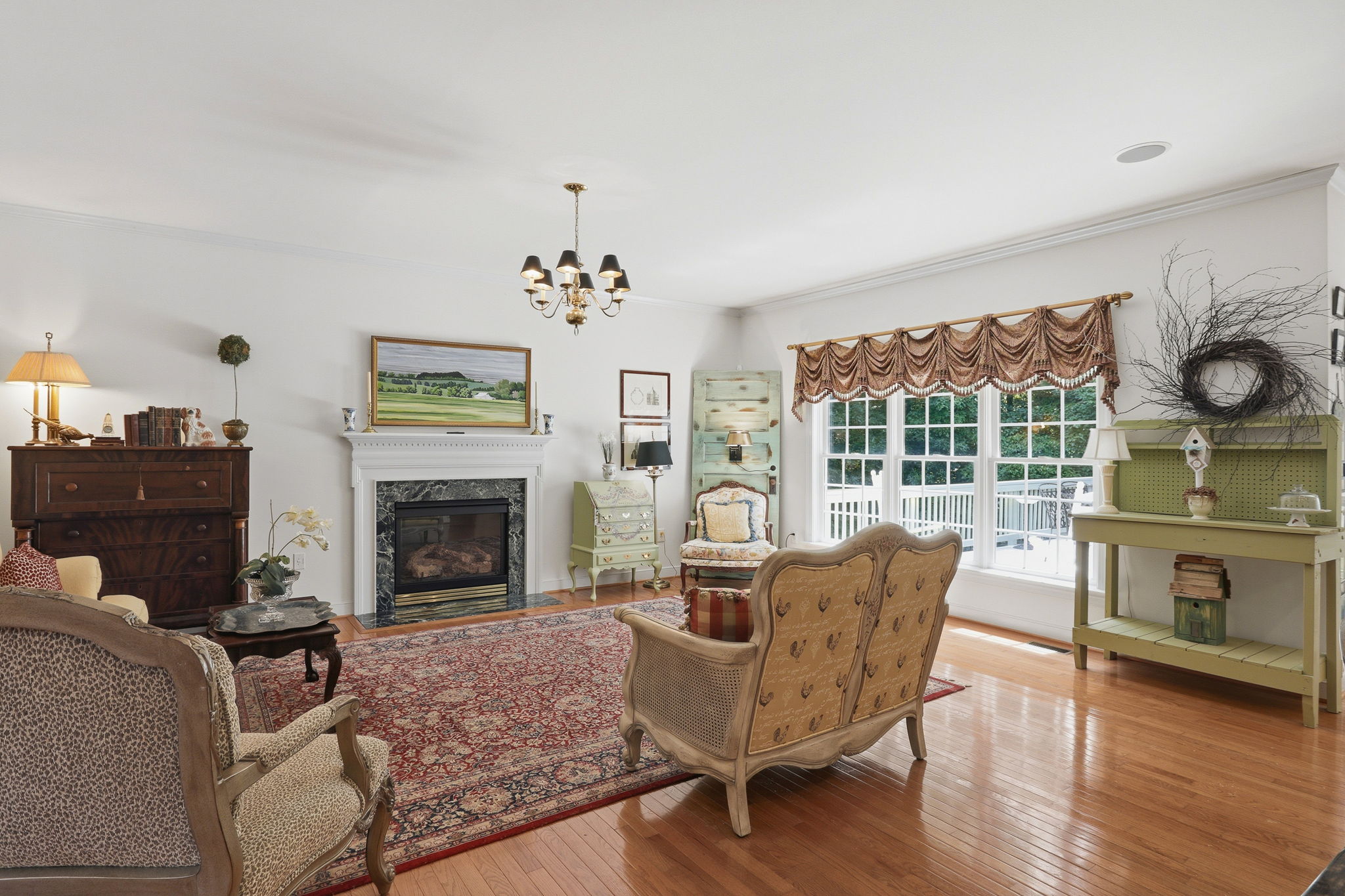 11-Family Room