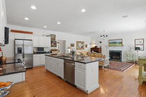 16-Kitchen