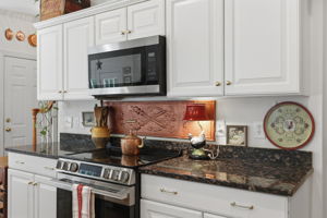 18-Kitchen