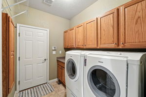 Photo 51