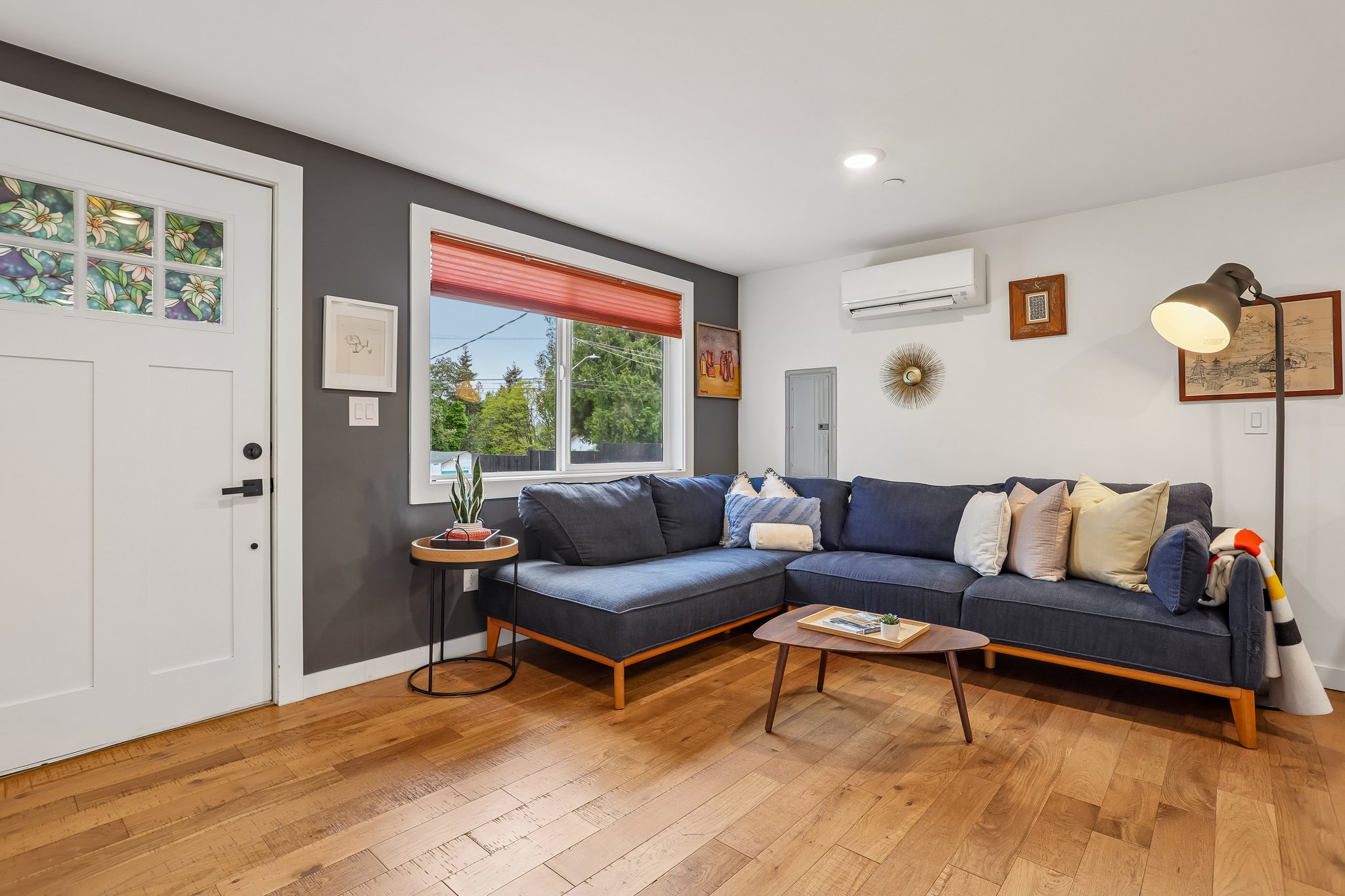 6th Ave S-S2904-008.jpg