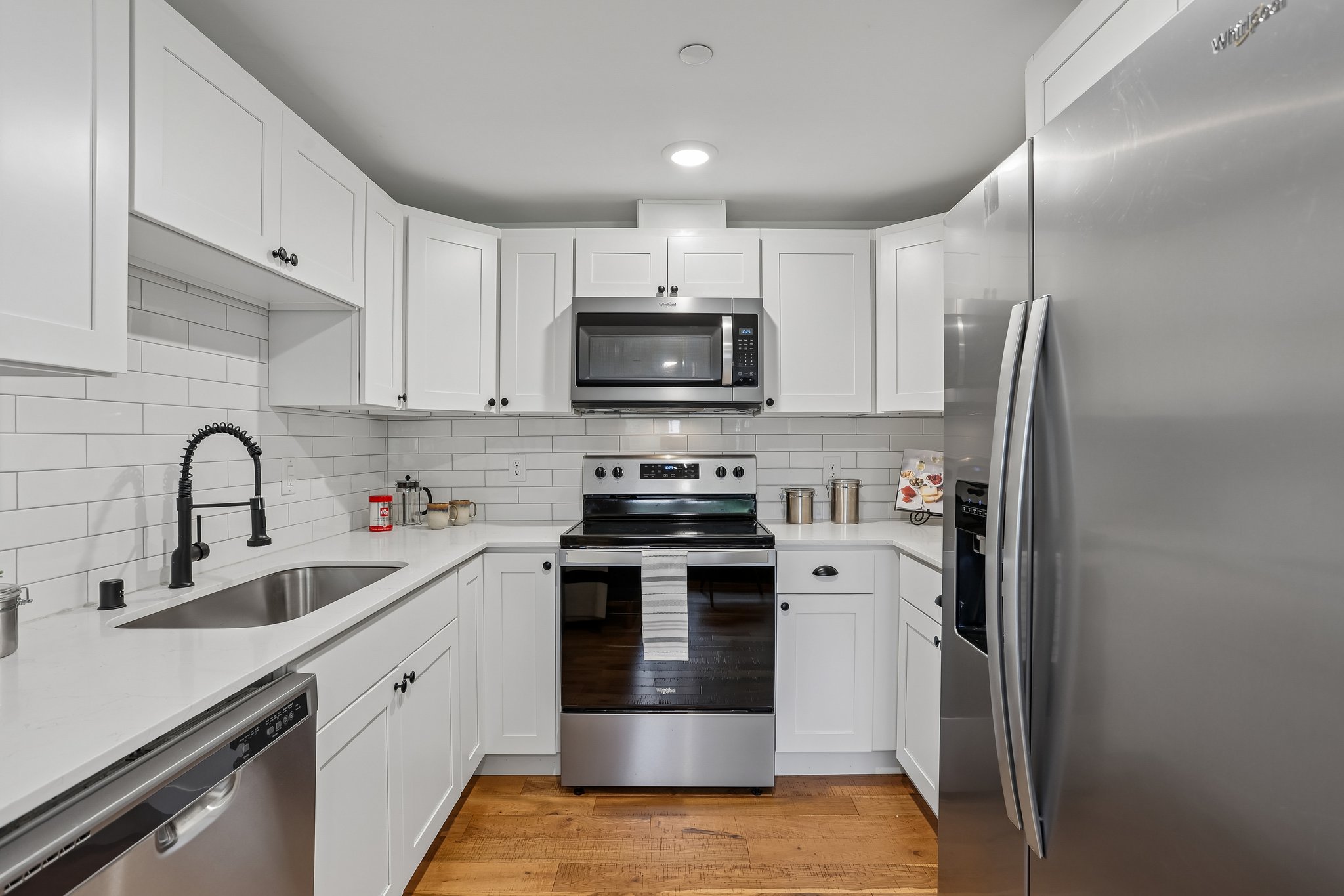 6th Ave S-S2904-011.jpg