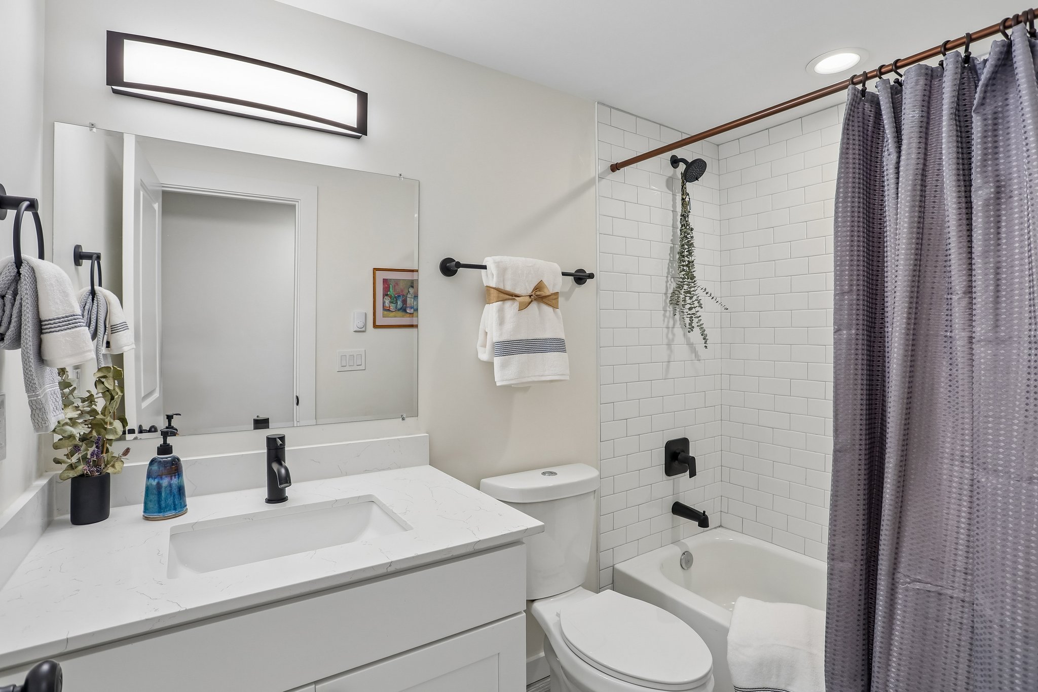 6th Ave S-S2904-018.jpg