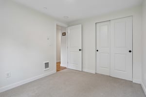 6th Ave S-S2904-017.jpg