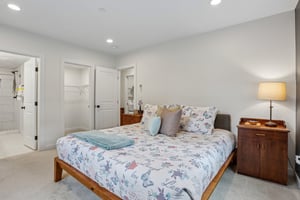 6th Ave S-S2904-024.jpg