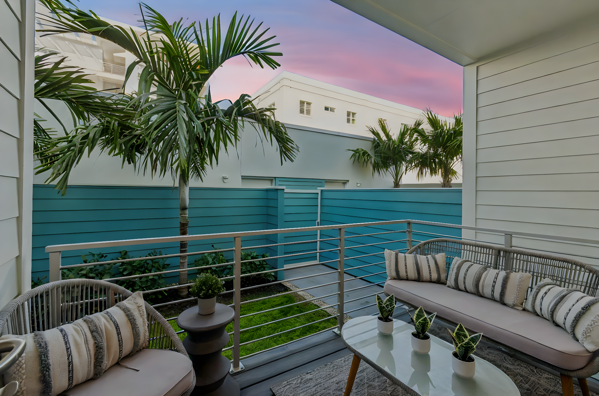 DSC_2917 day to dusk.jpeg