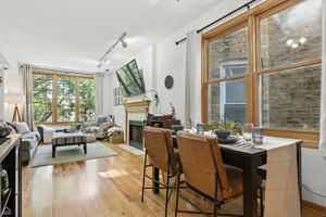 1343 N Leavitt St 2 - 090525_004