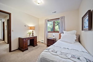  Photo 44