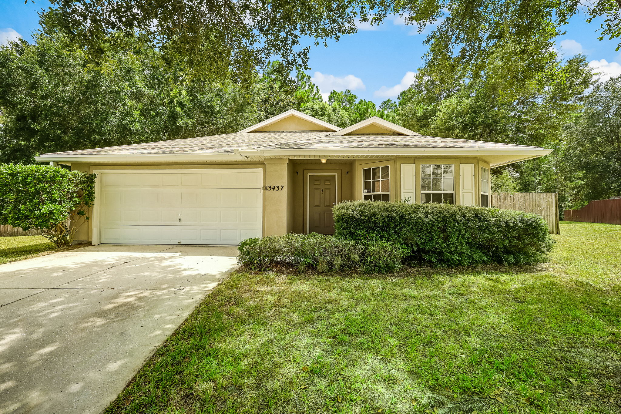 13437 Ashford Wood Ct W, Jacksonville, FL 32218 ECVT