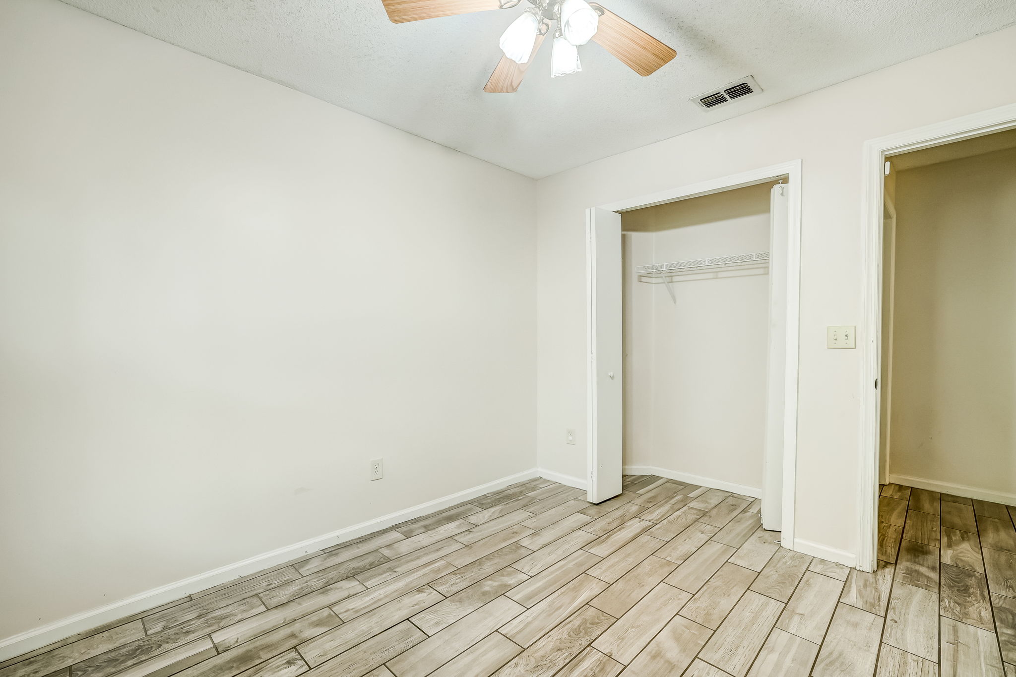 13437 Ashford Wood Ct W, Jacksonville, FL 32218 ECVT