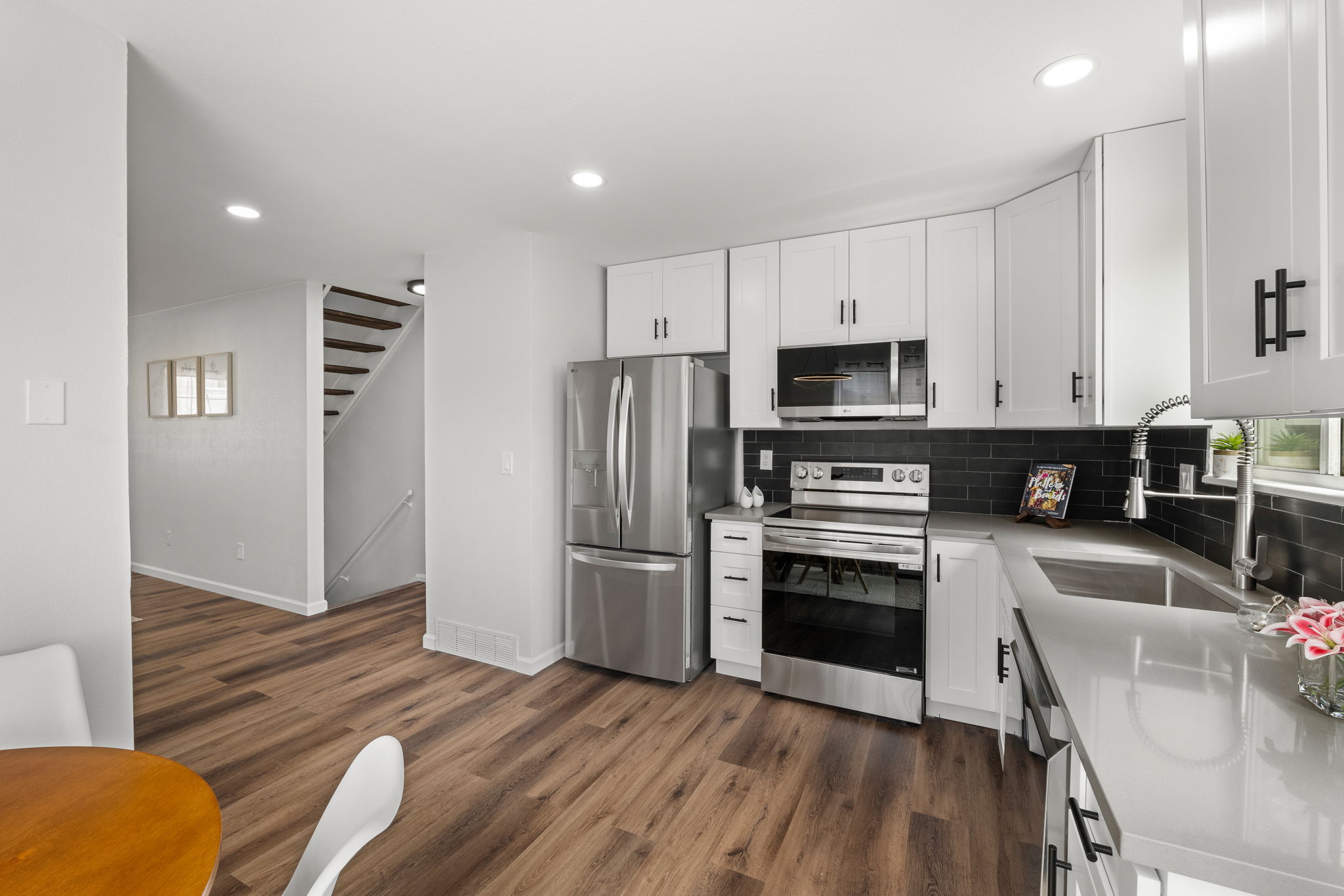 Kitchen 6