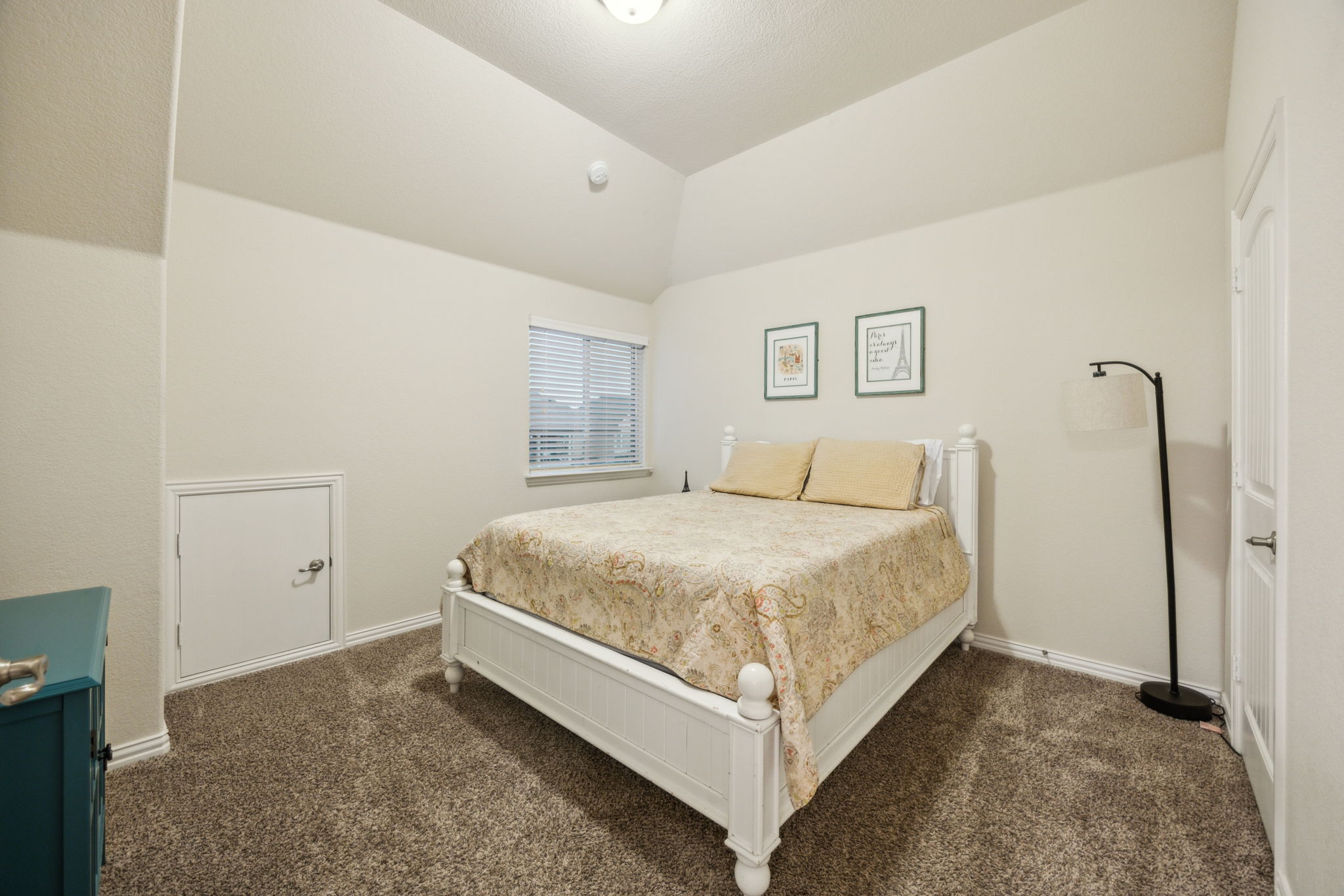  Photo 22