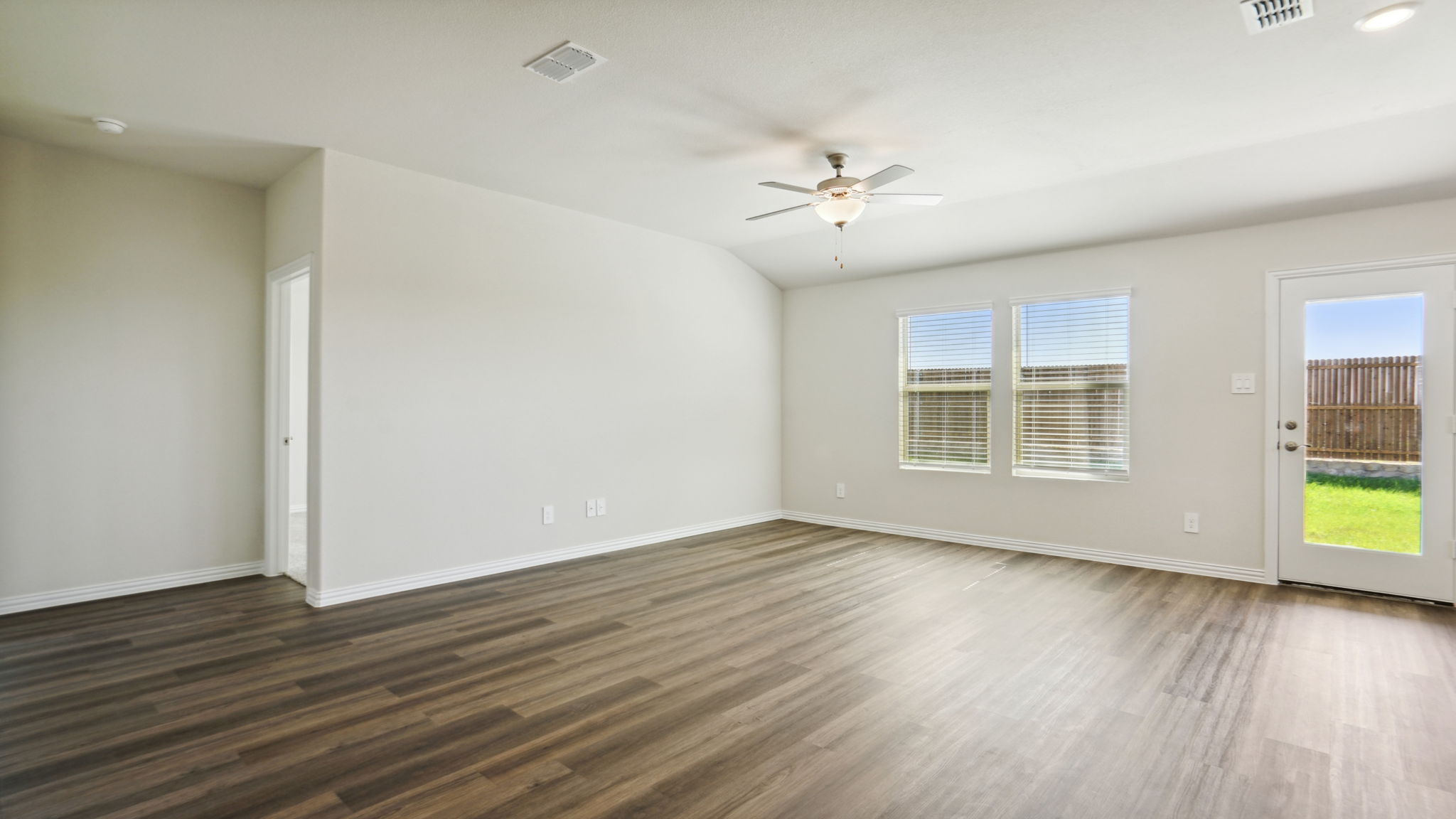 DFW - River Ridge - 1344 Los Olmos Lane - 007