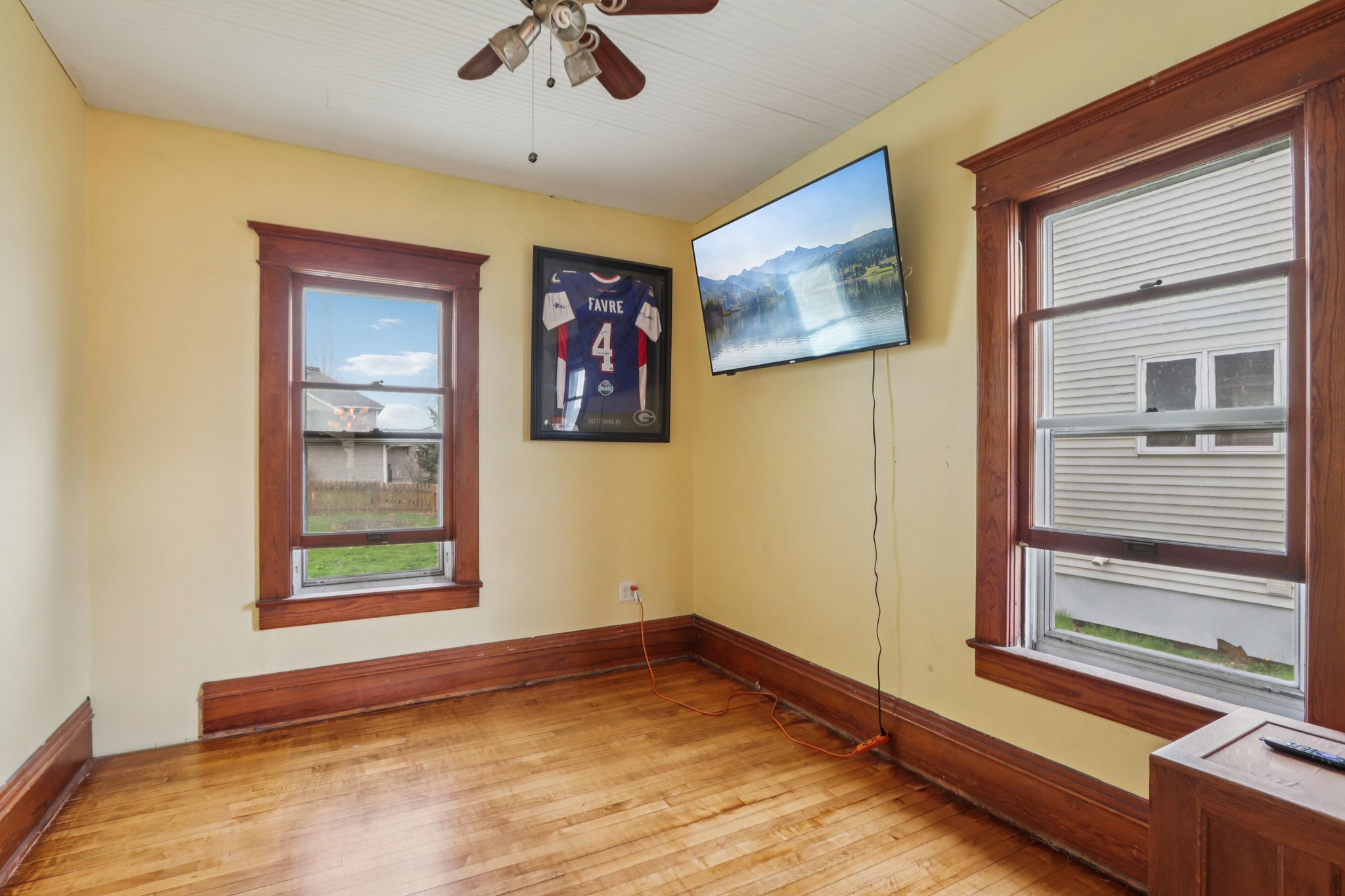 Mills St-S1404-022.jpg