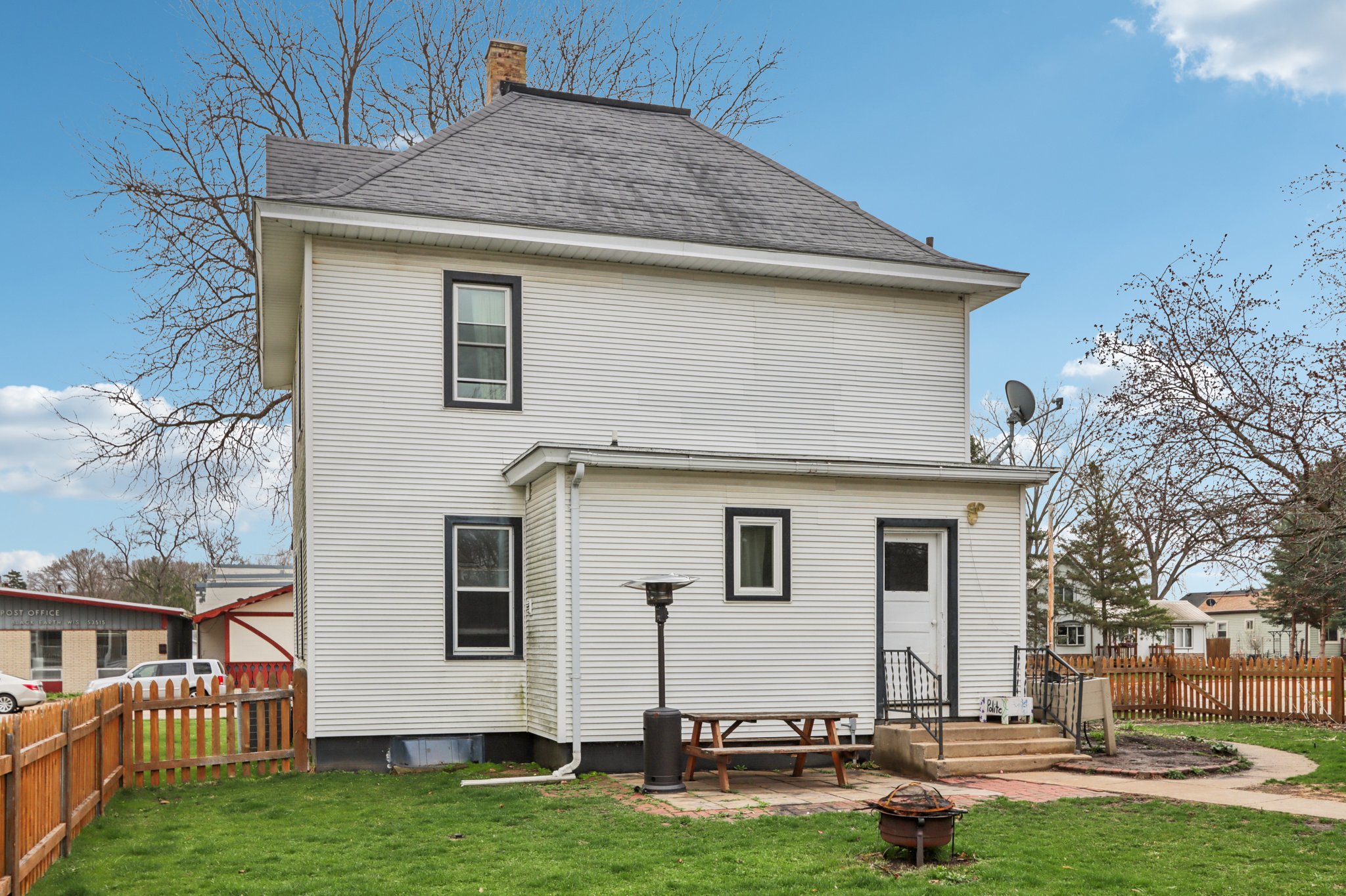 Mills St-S1404-042.jpg