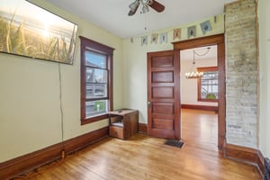 Mills St-S1404-023.jpg