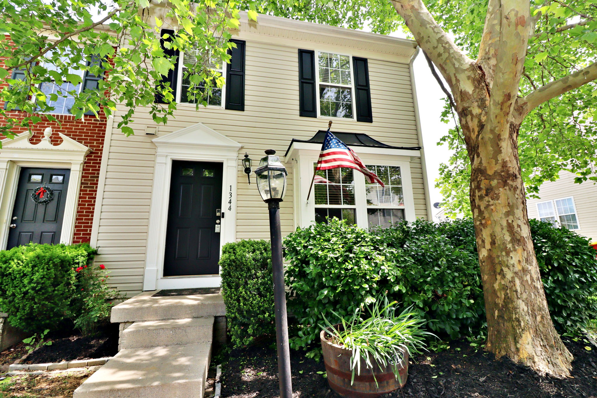 FRONT1