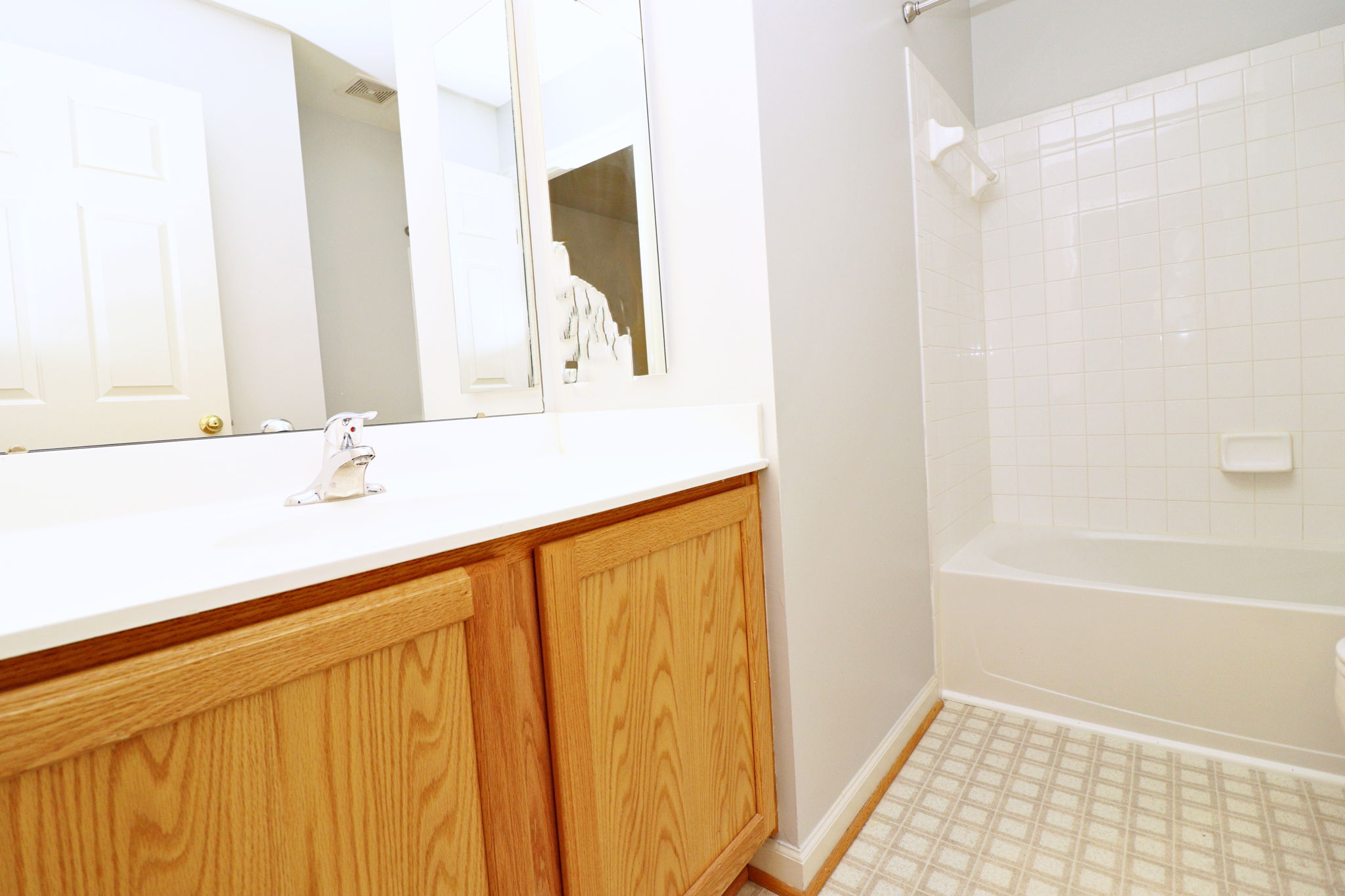 LEVEL 3 BATH