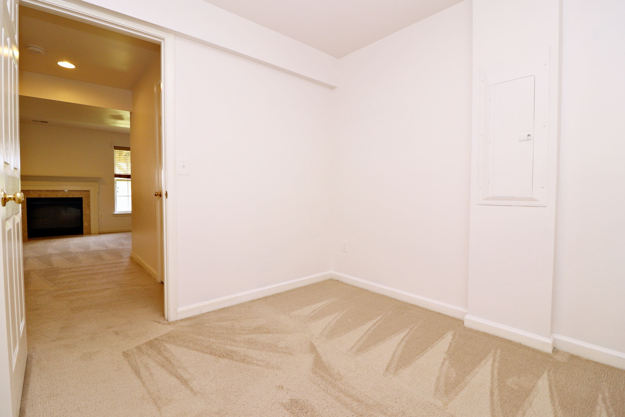 BASEMENT BED3