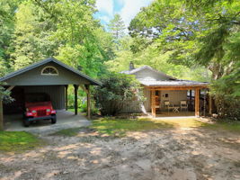  Photo 0
