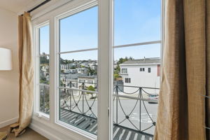 009_F8_1345 20th St