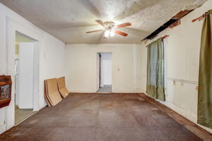 Gun Club Rd NW-009