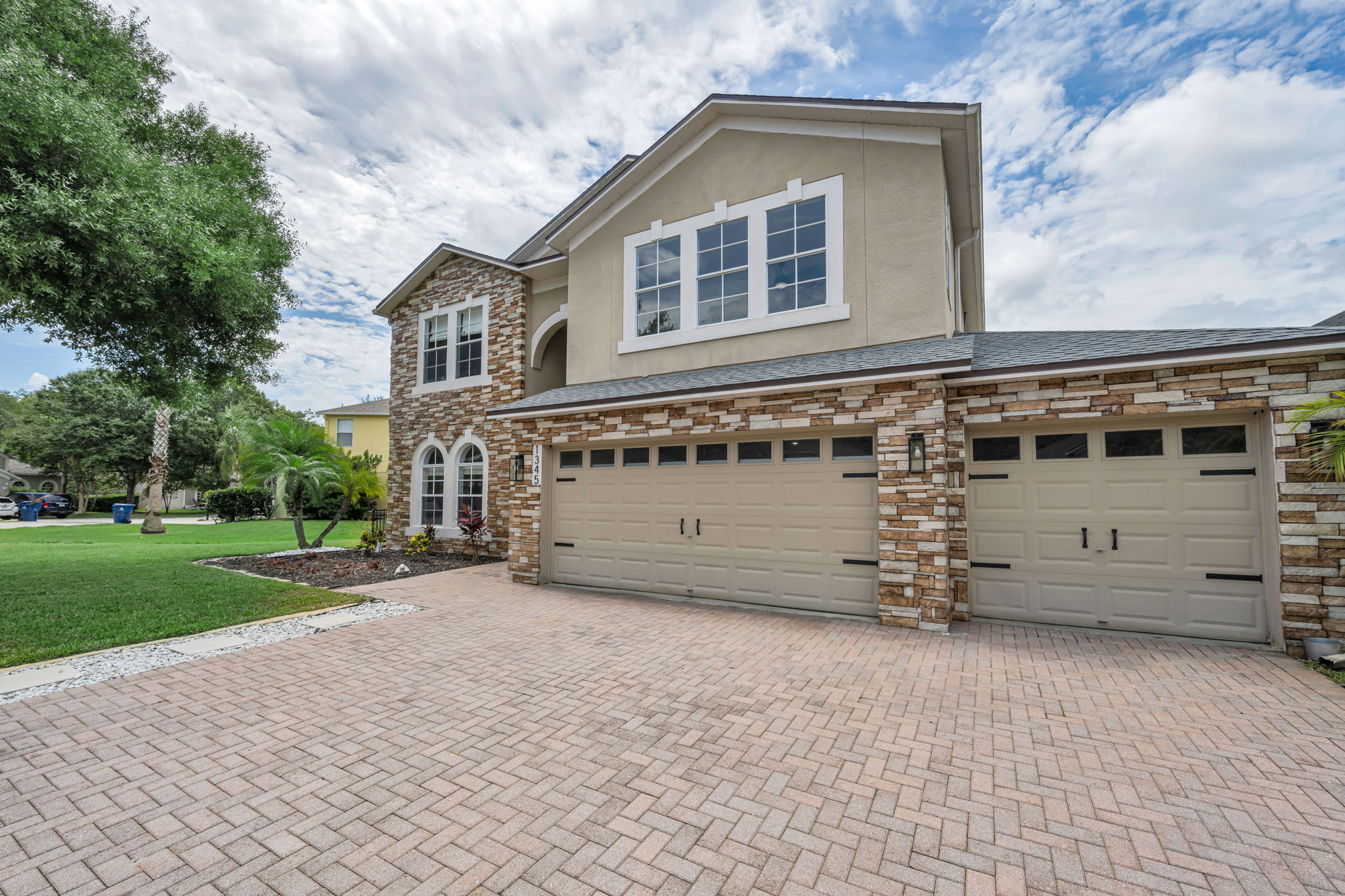 Front Exterior 4