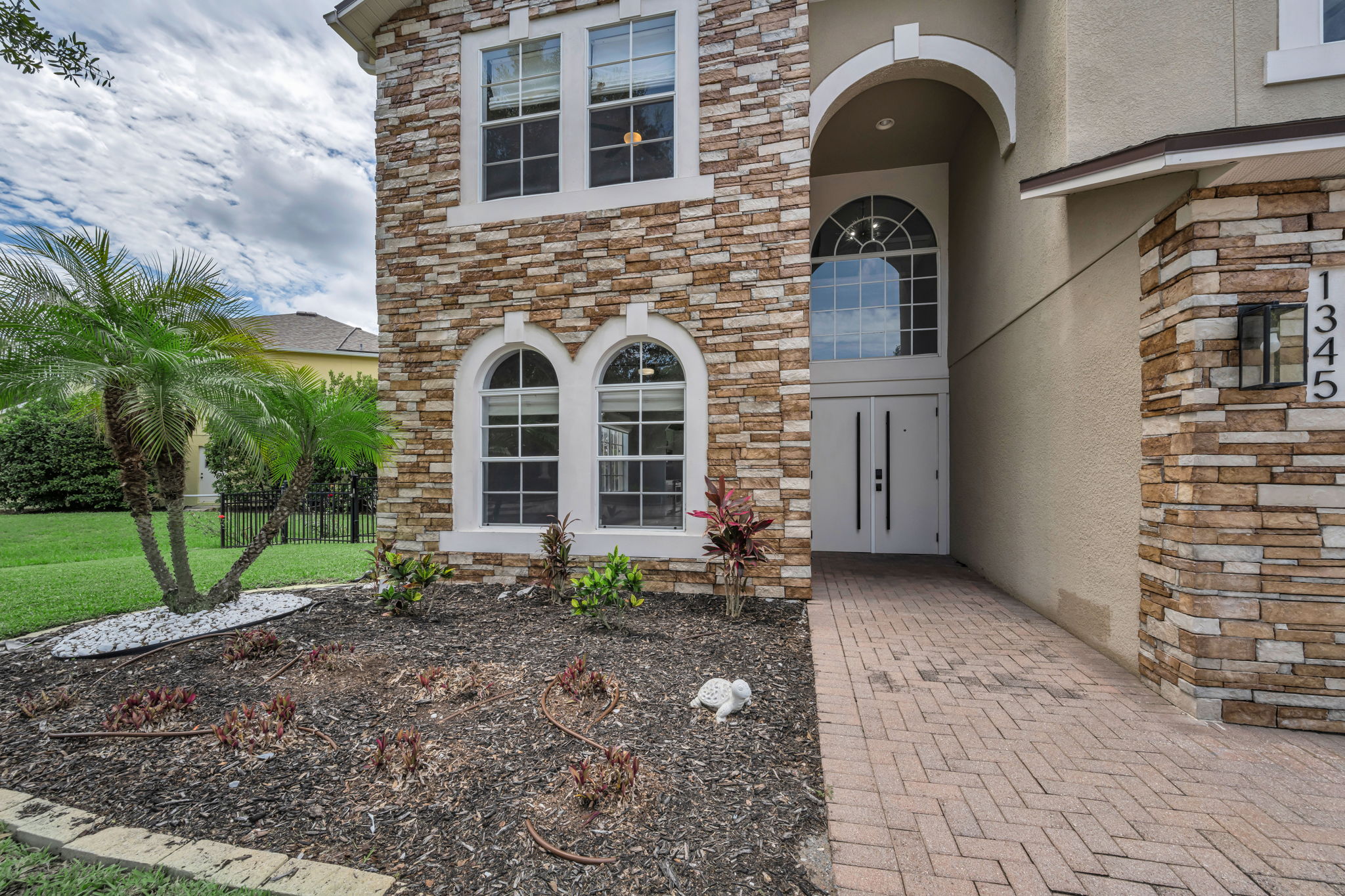 Front Exterior 6