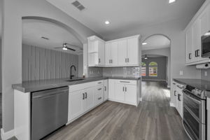Kitchen 5
