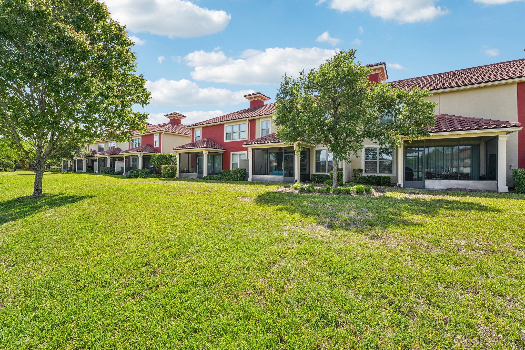 Isla Vista Dr-S1404-037.jpg