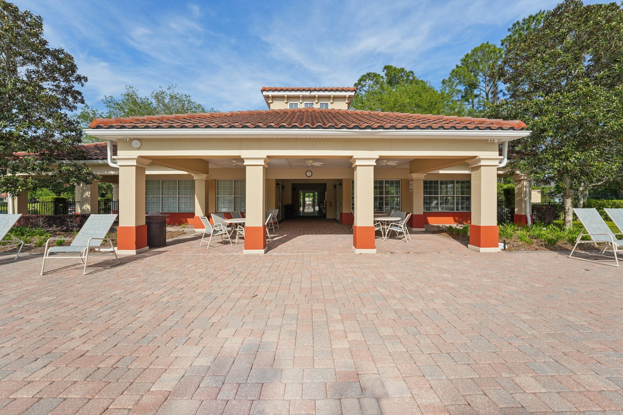 Isla Vista Dr-1404-909.jpg