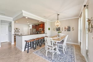 Isla Vista Dr-S1404-013.jpg