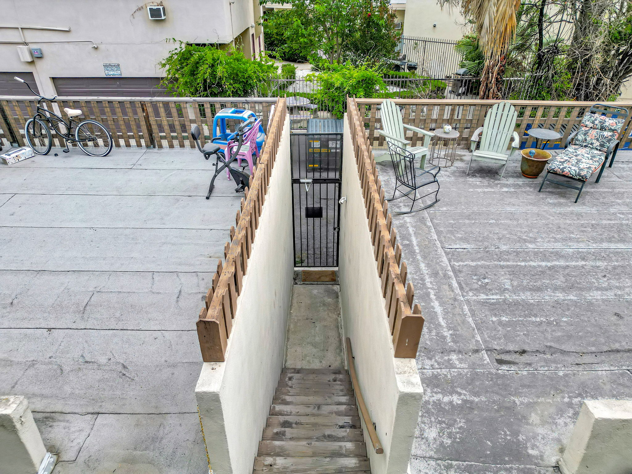  Photo 43