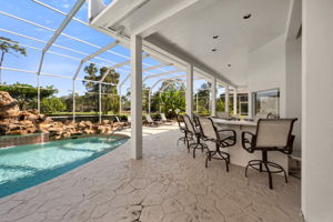 Outdoor Bar - Pool