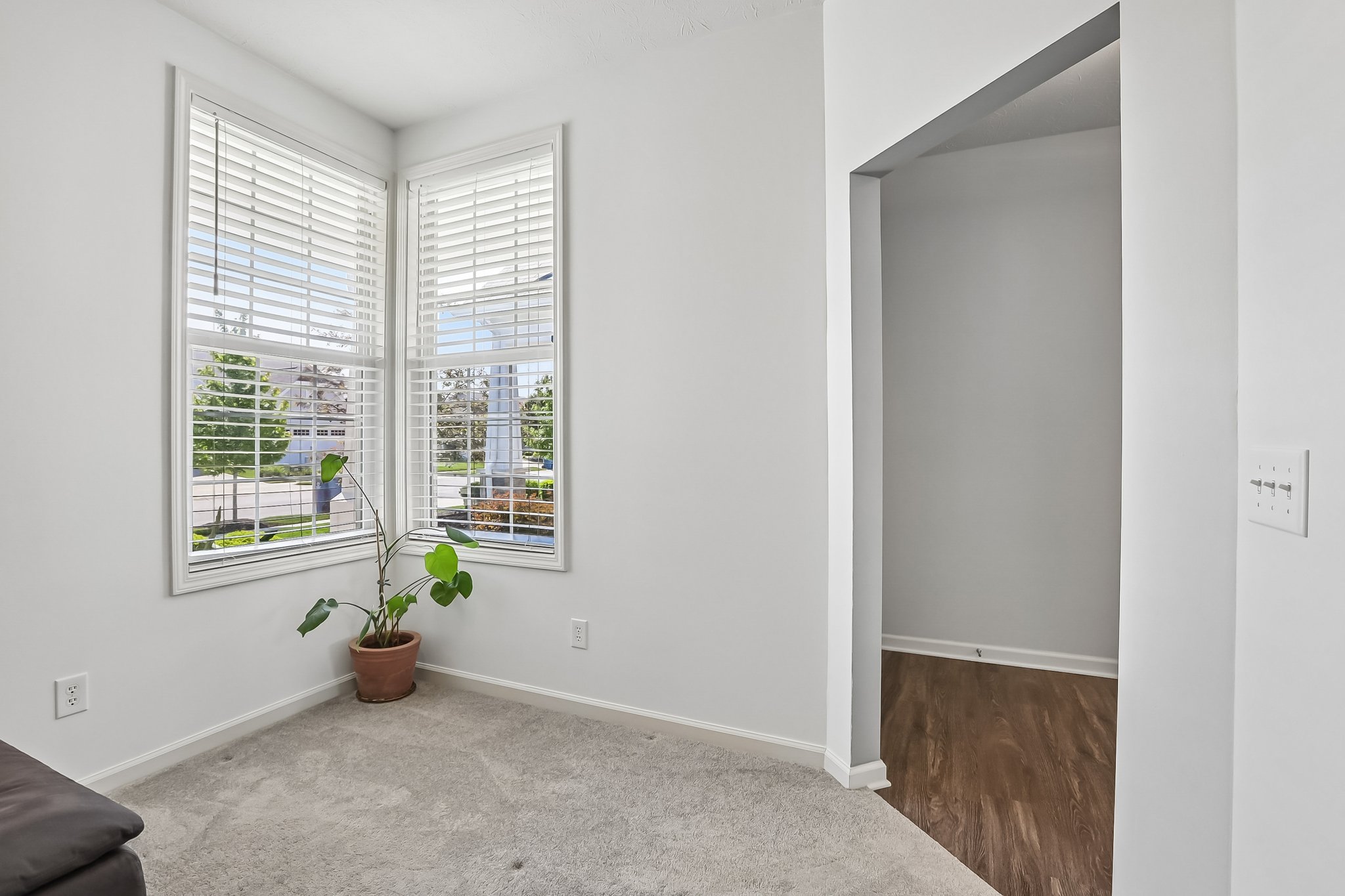 Ravenswood Trl-S0505-017.jpg