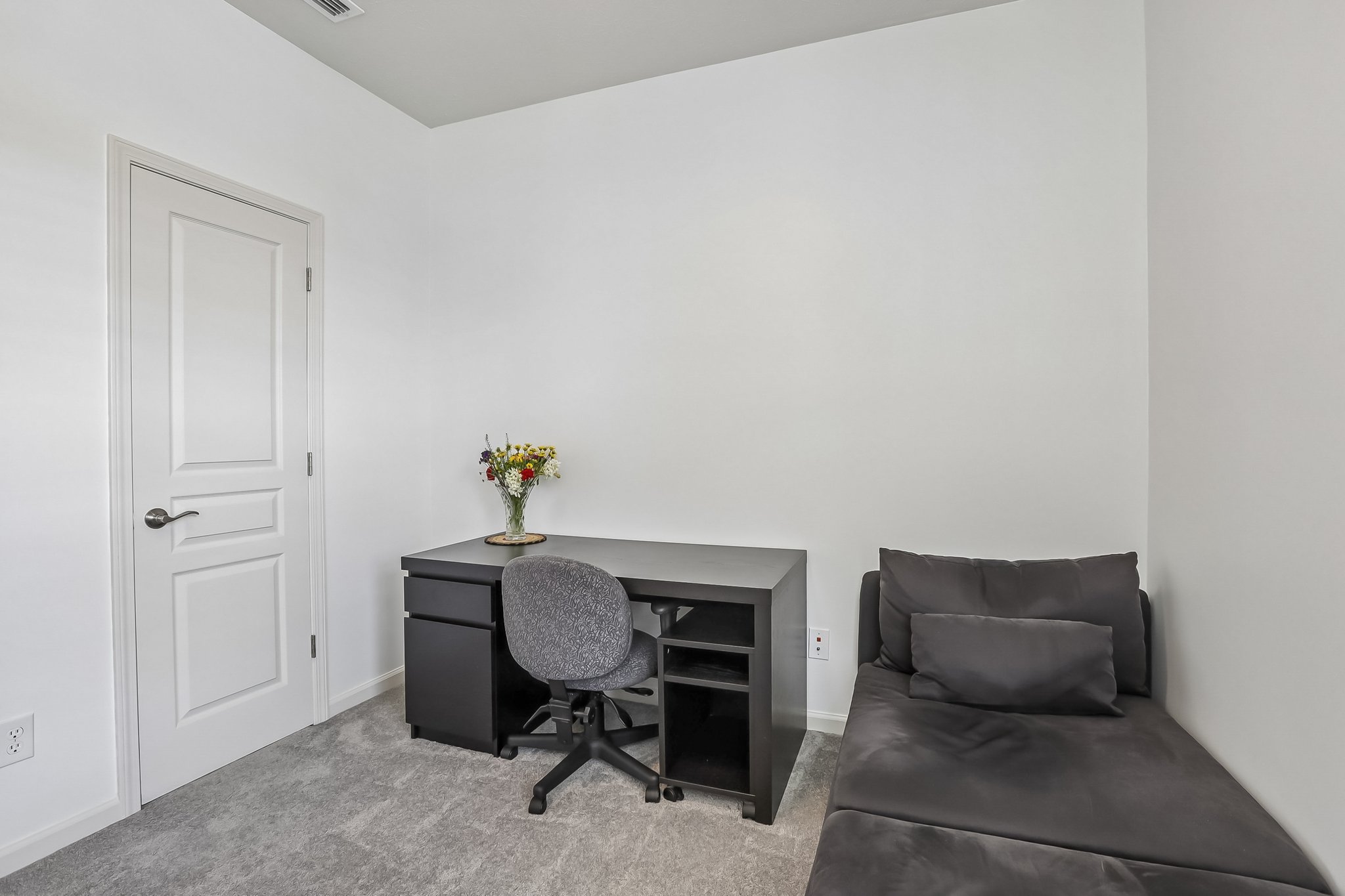 Ravenswood Trl-S0505-018.jpg