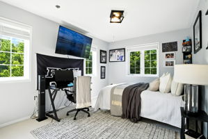  Photo 47