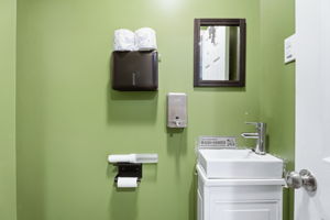  Photo 33