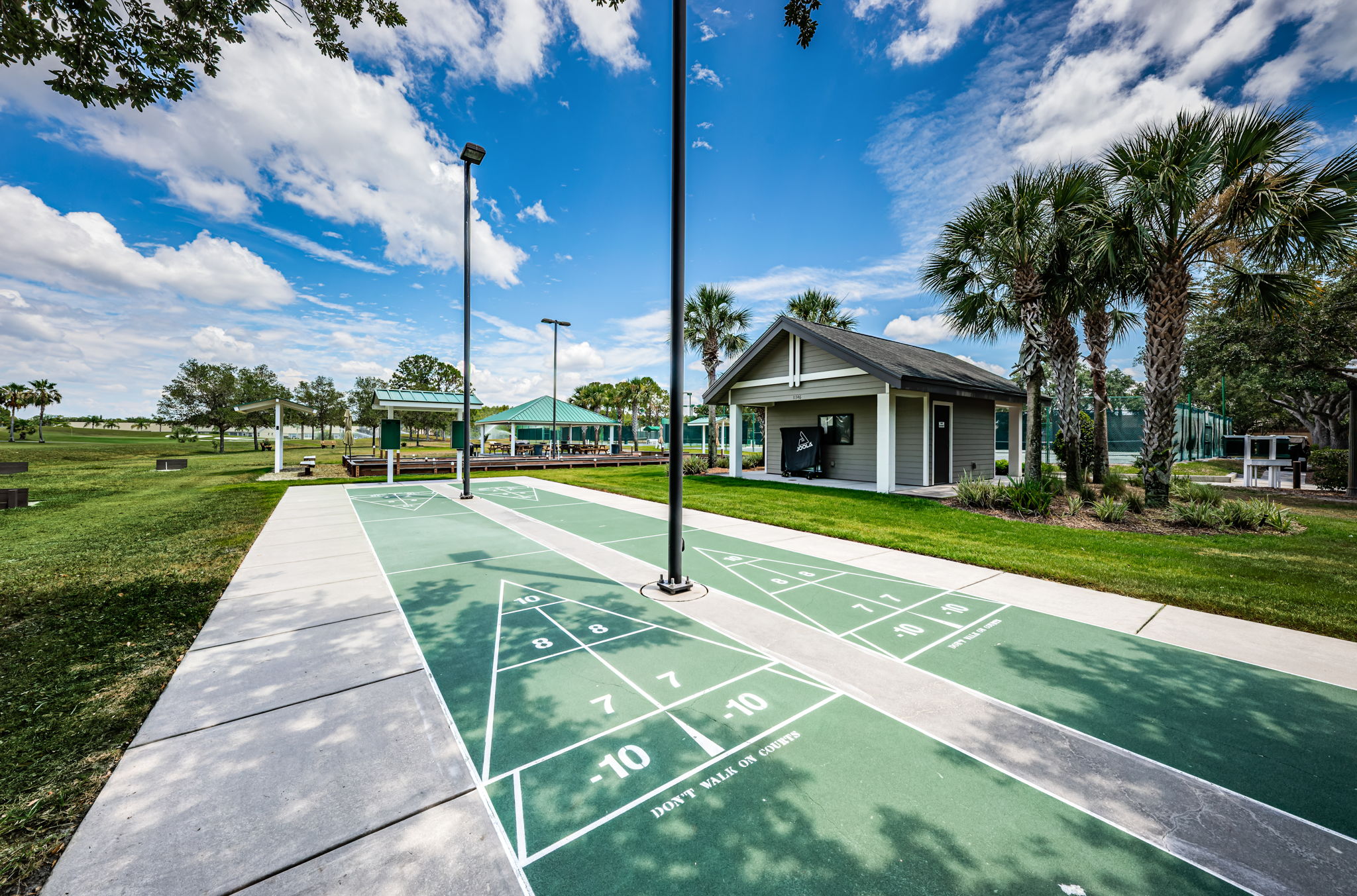 77-Shufflboard