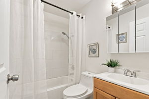 021_F8_1347 Shawn Dr unit 1