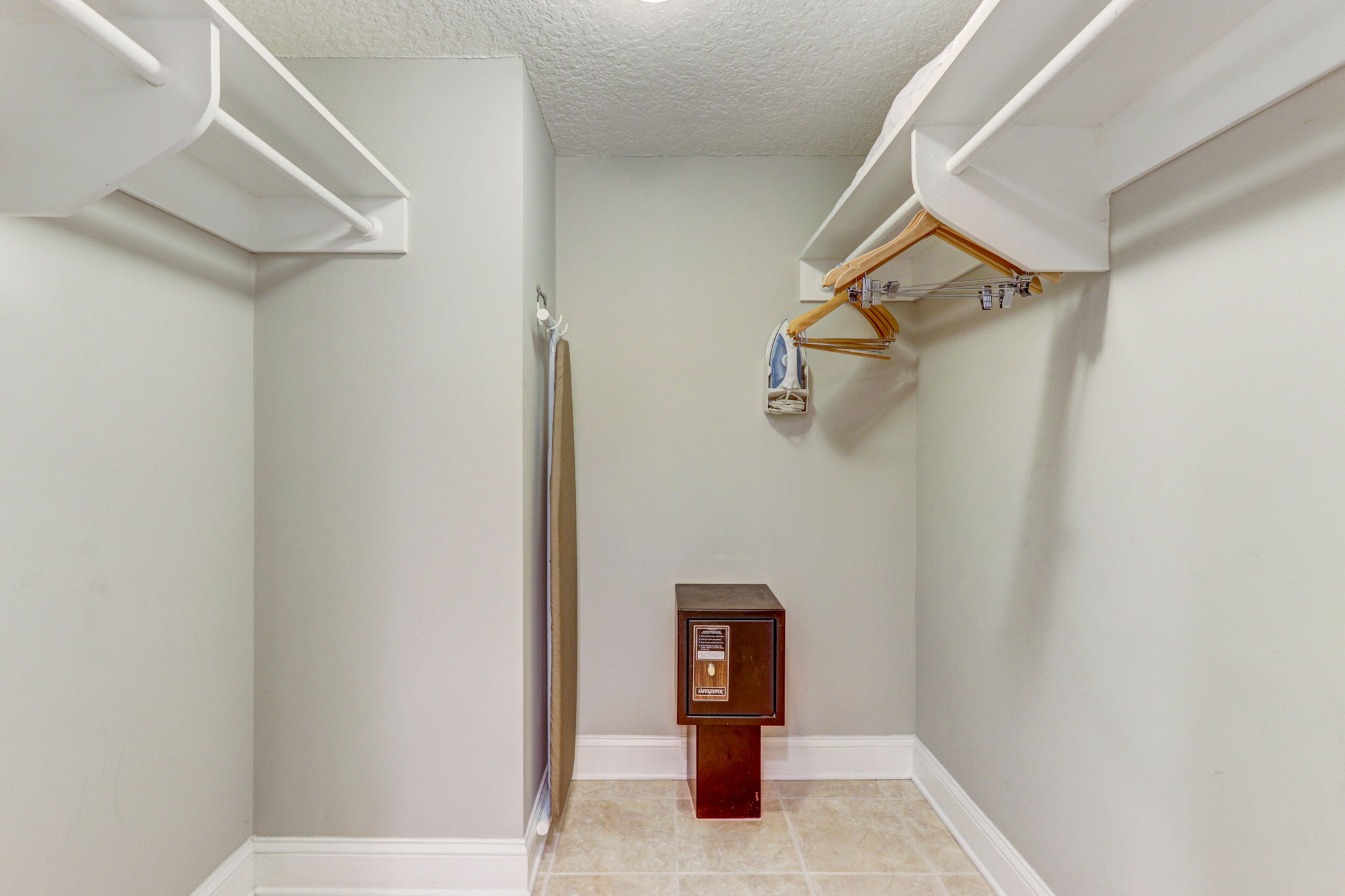 Primary Bedroom Closet
