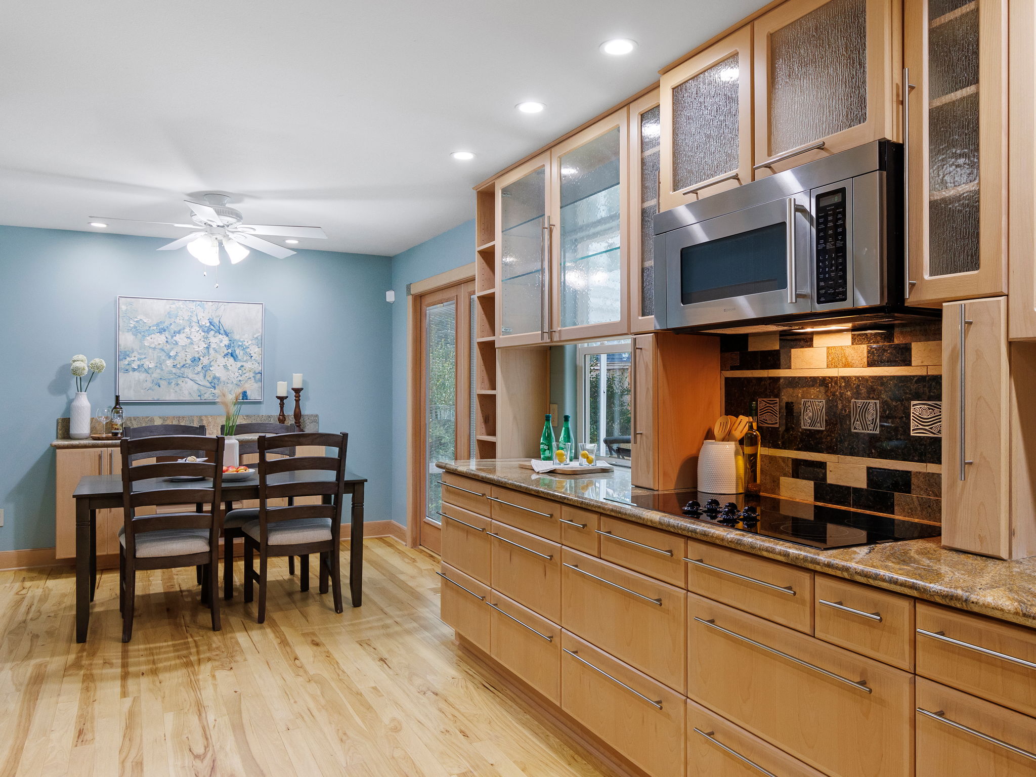 Kitchen/Dining Area - Main