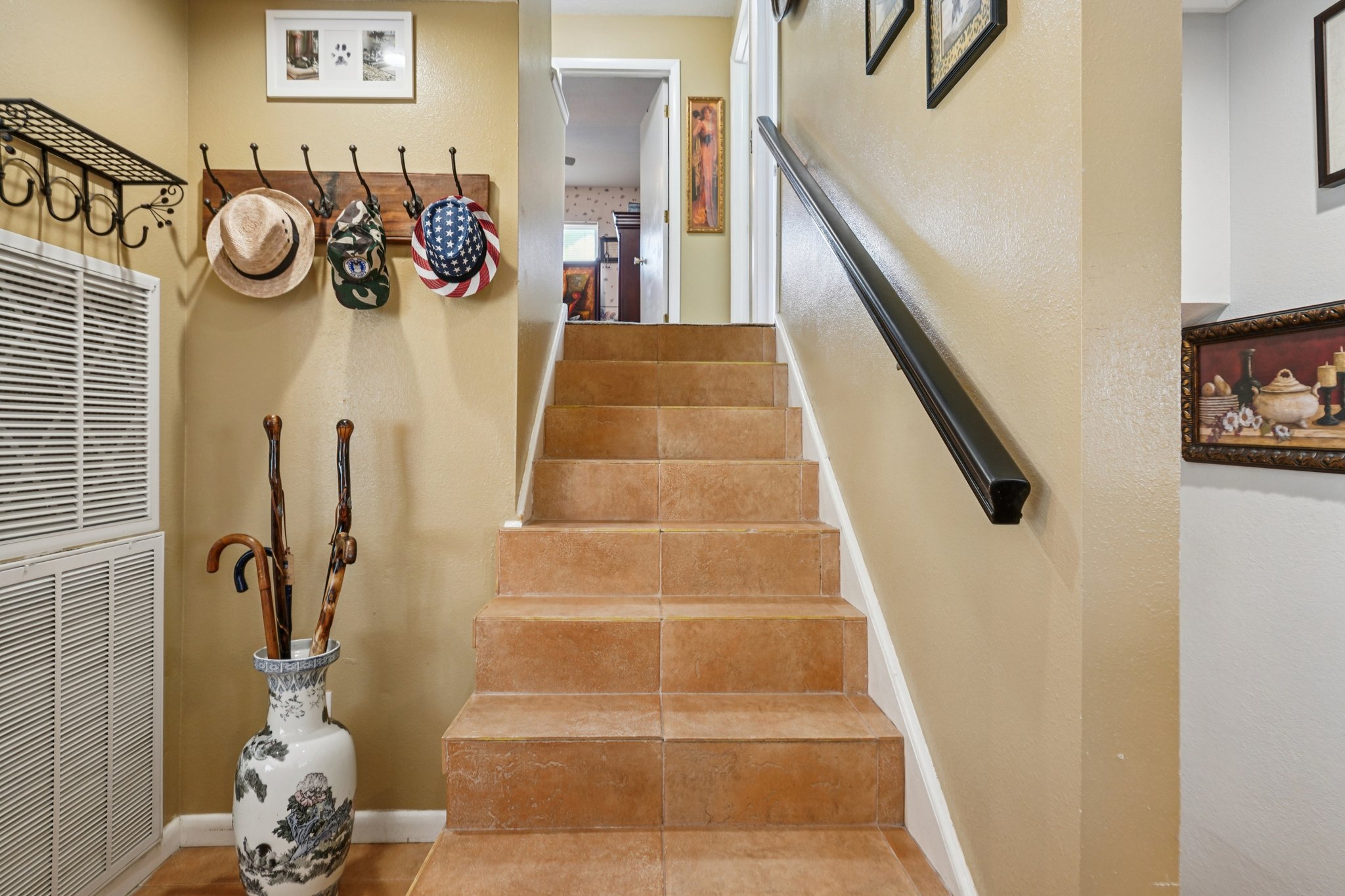 Binglewood Ave-S2401-008.jpg