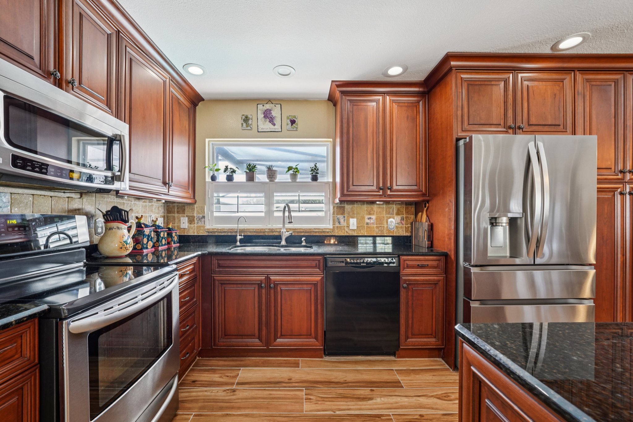 Binglewood Ave-S2401-026.jpg