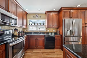 Binglewood Ave-S2401-026.jpg