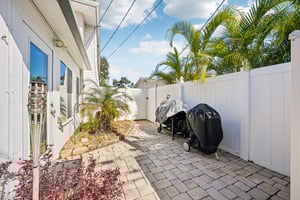 Binglewood Ave-S2401-066.jpg