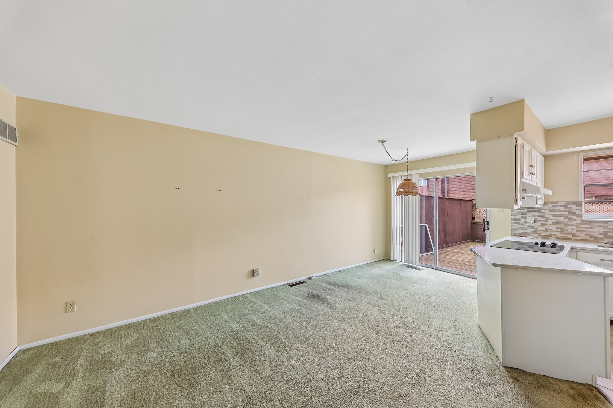 13484 Coliseum Dr-S2705-008.jpg